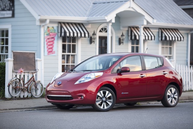 2015 Nissan Leaf Electric Cars – CO Dealer Cuts Price $9,000